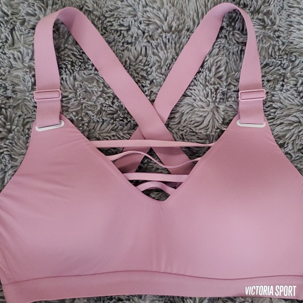 Victoria's secret sports bra